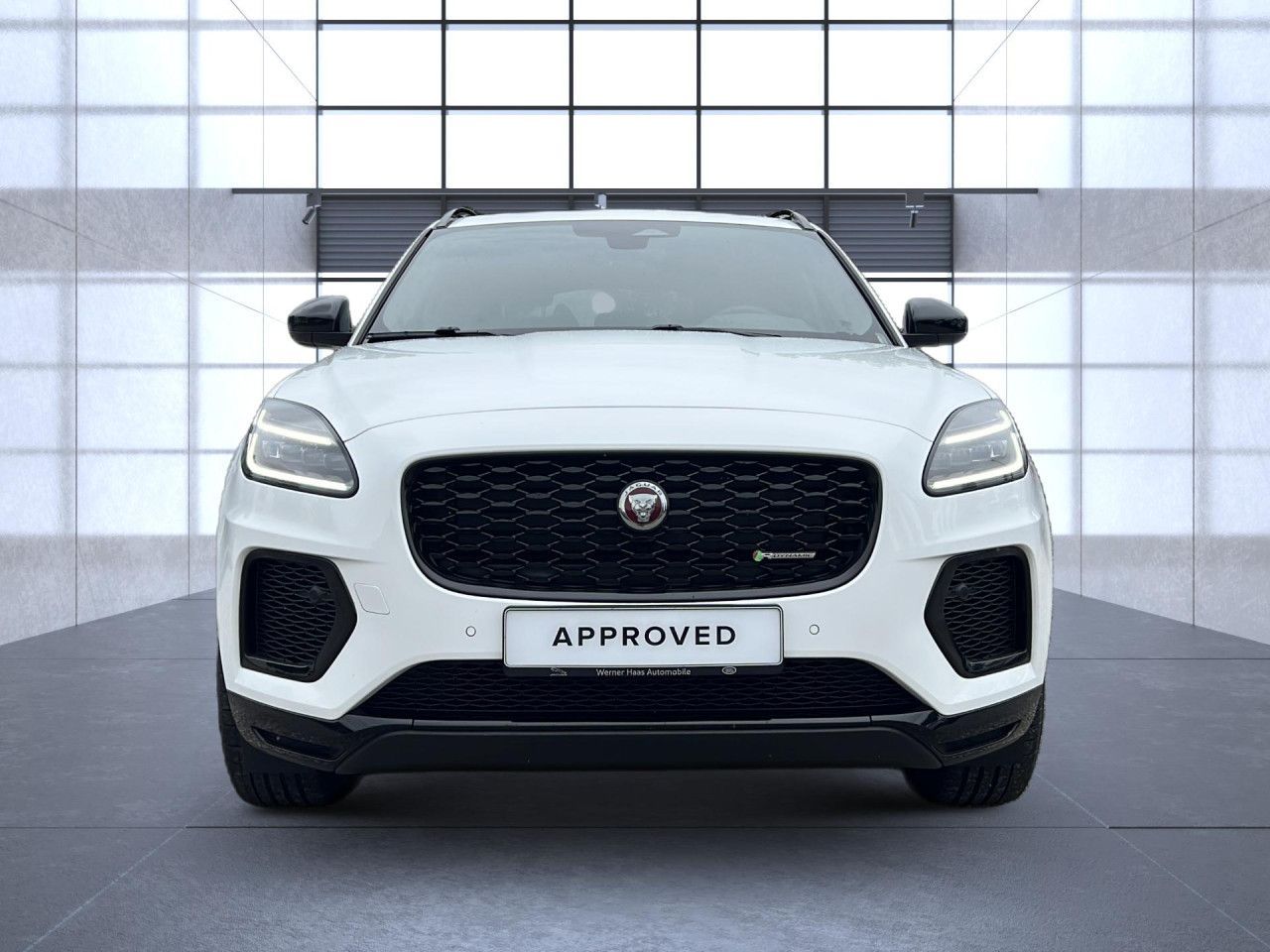 Jaguar E-Pace P250 AWD R-Dynamic Black