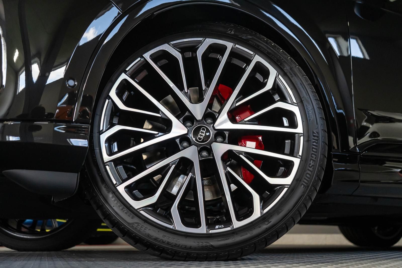 Audi Q7 50 TDI quattro S line AHK PANO STHZ 7-SITZER