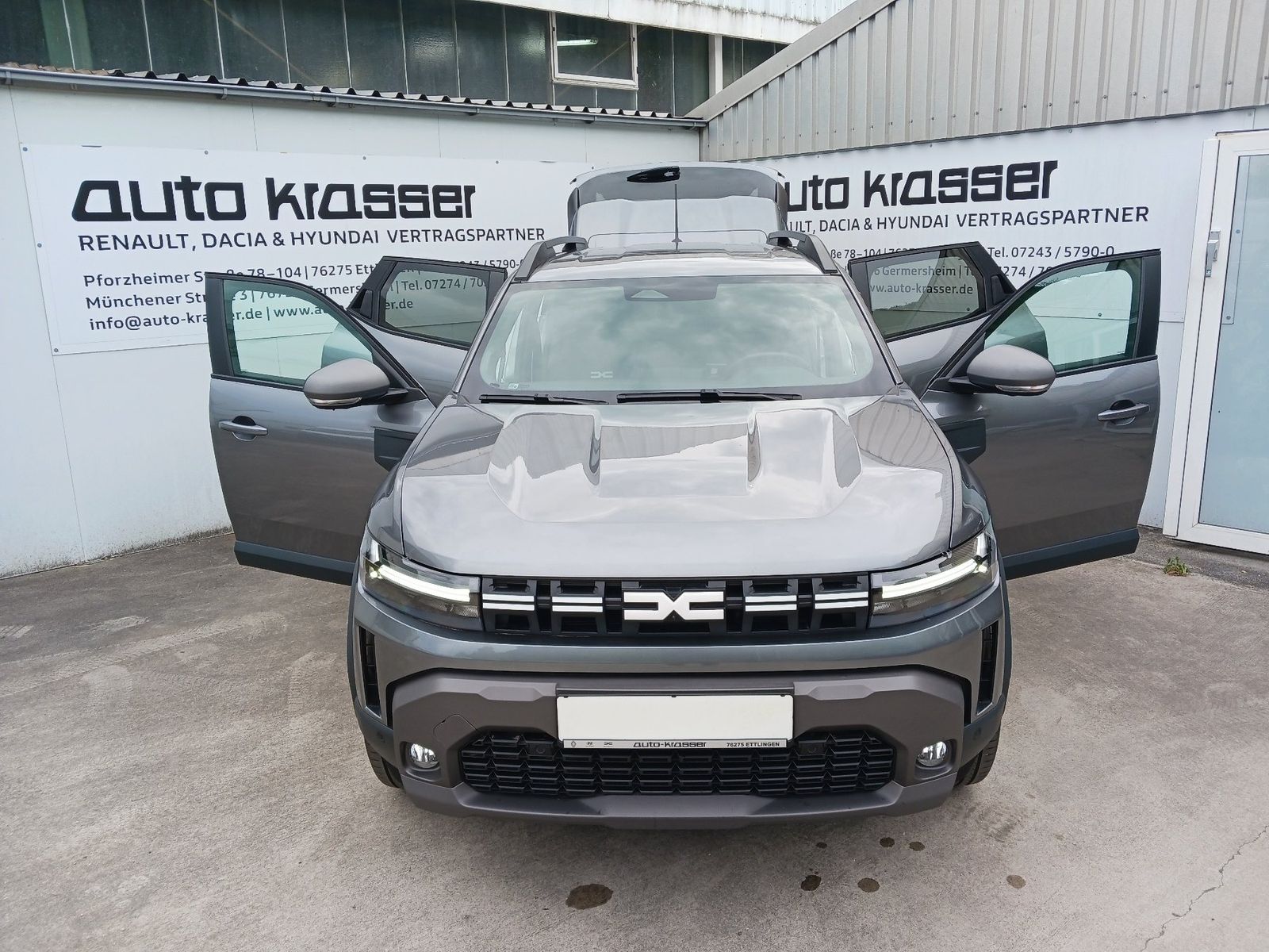 Dacia Duster Journey TCe 130 Mild-Hybrid - Samsaru's Car Outlet