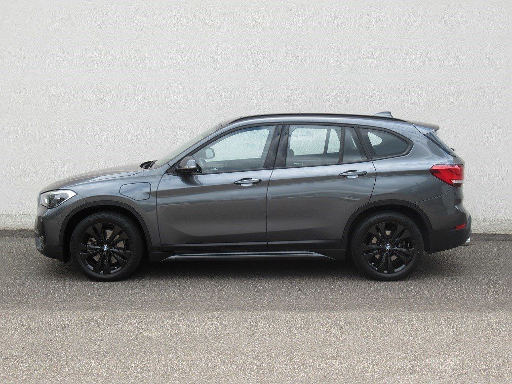 BMW X1 xDrive25e - Samsaru's Car Outlet