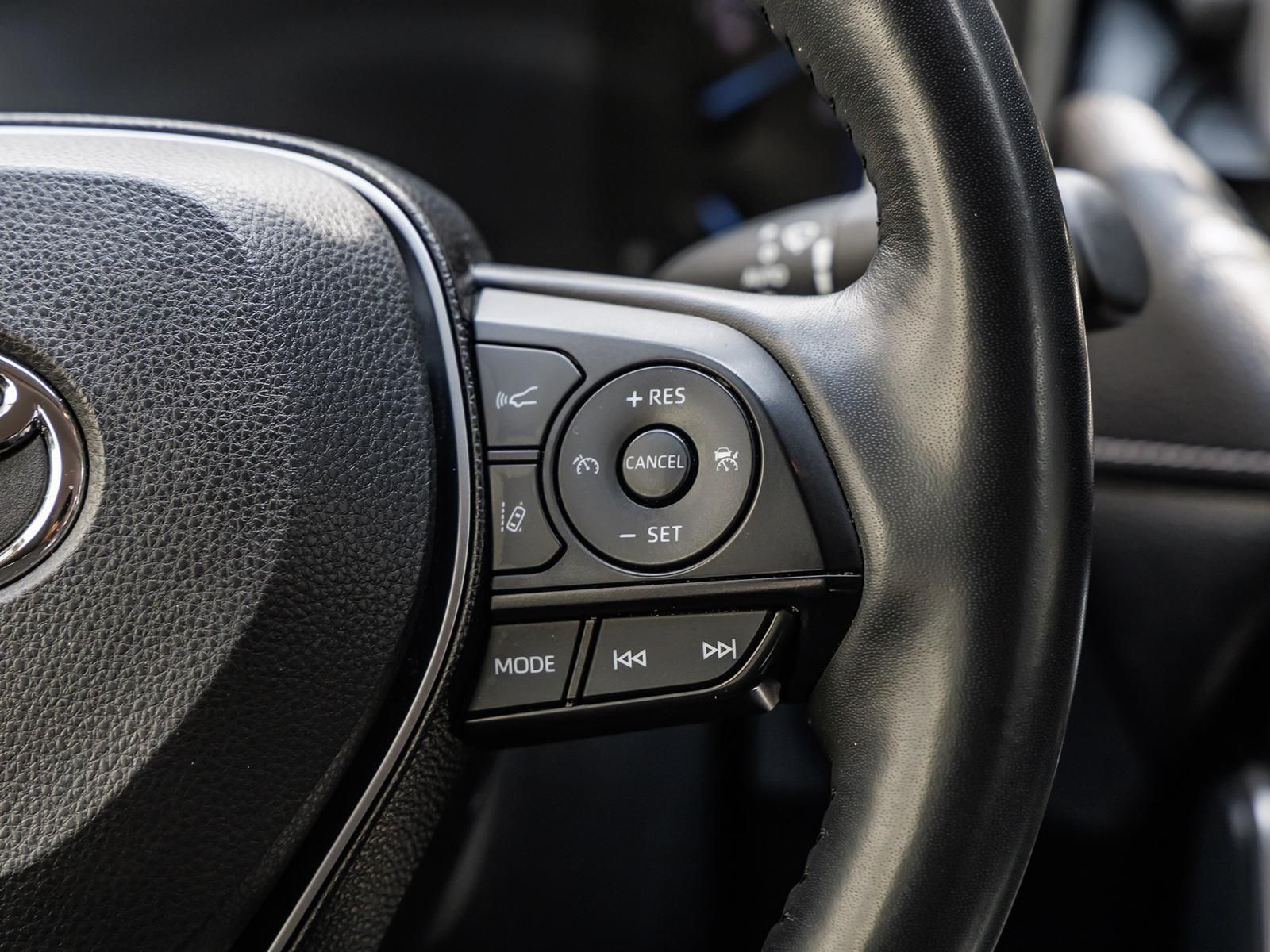 Toyota RAV 4 2.5 Hybrid Club - Samsaru's Car Outlet