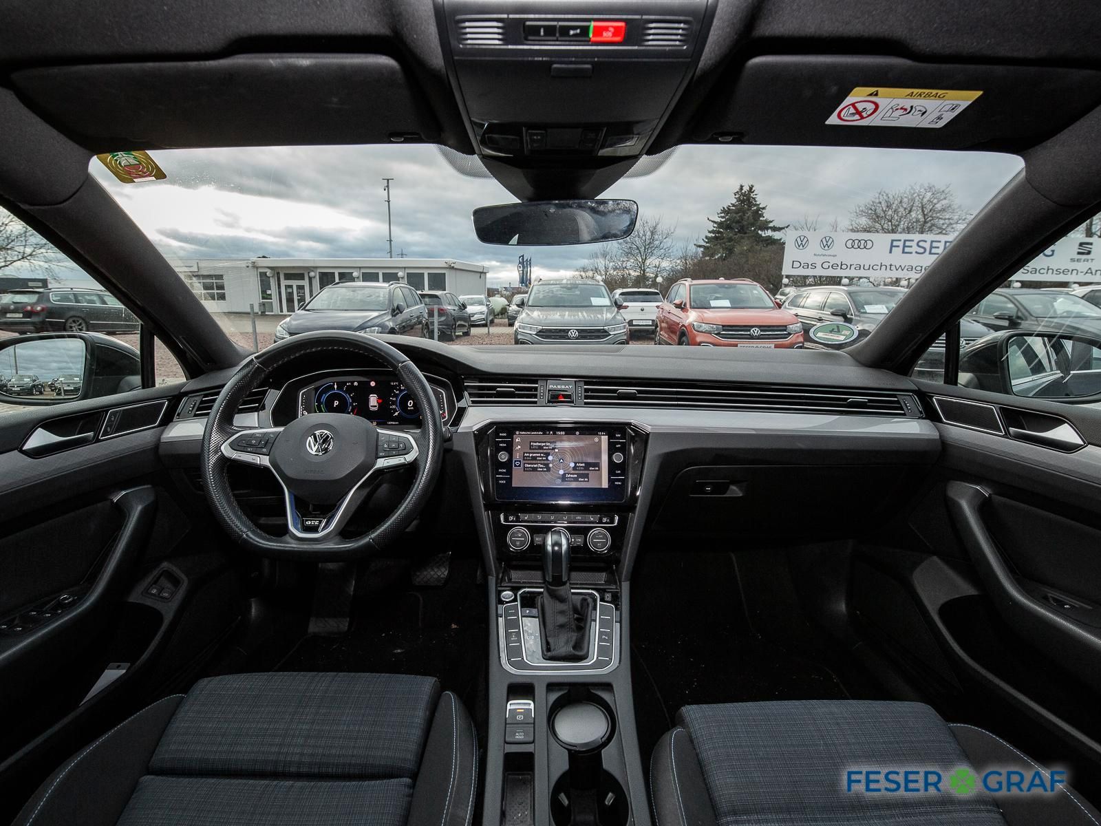 Volkswagen Passat Variant 1.4 GTE DSG - Samsaru's Car Outlet