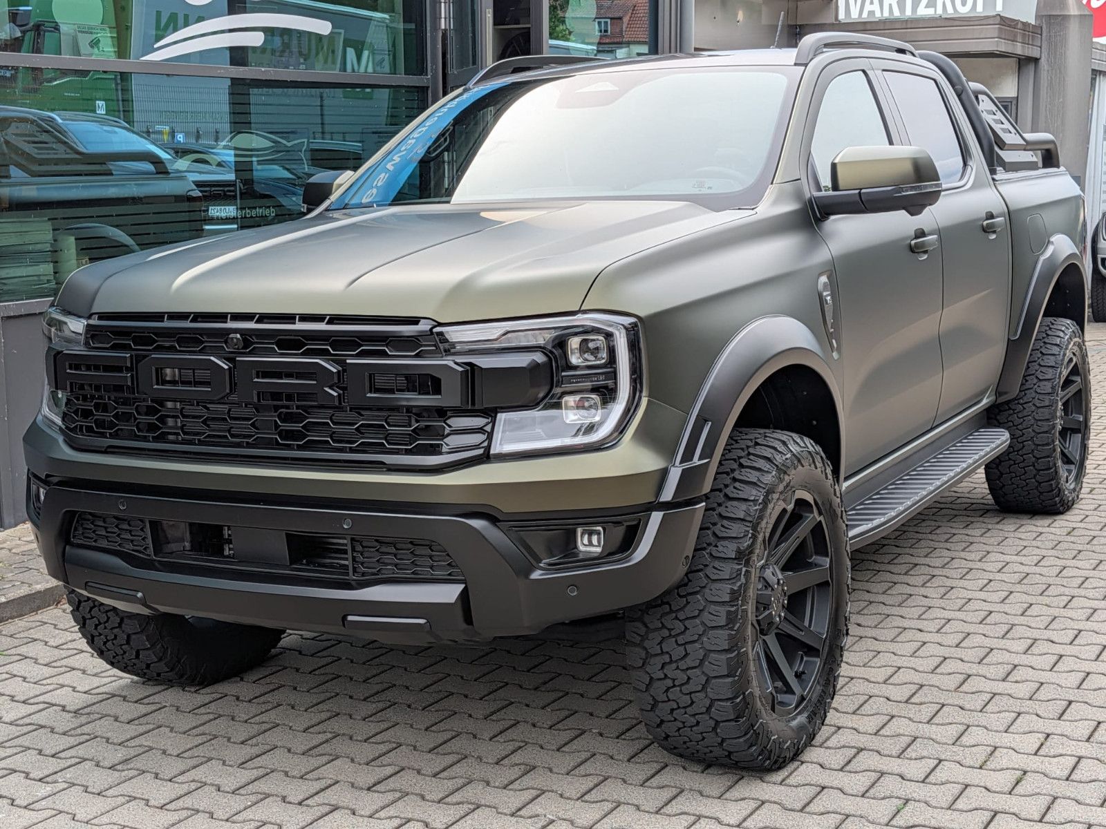 Ford Platinum 3,0d FOLIERT RAPTORLOOK V6 eRollo Stdhz