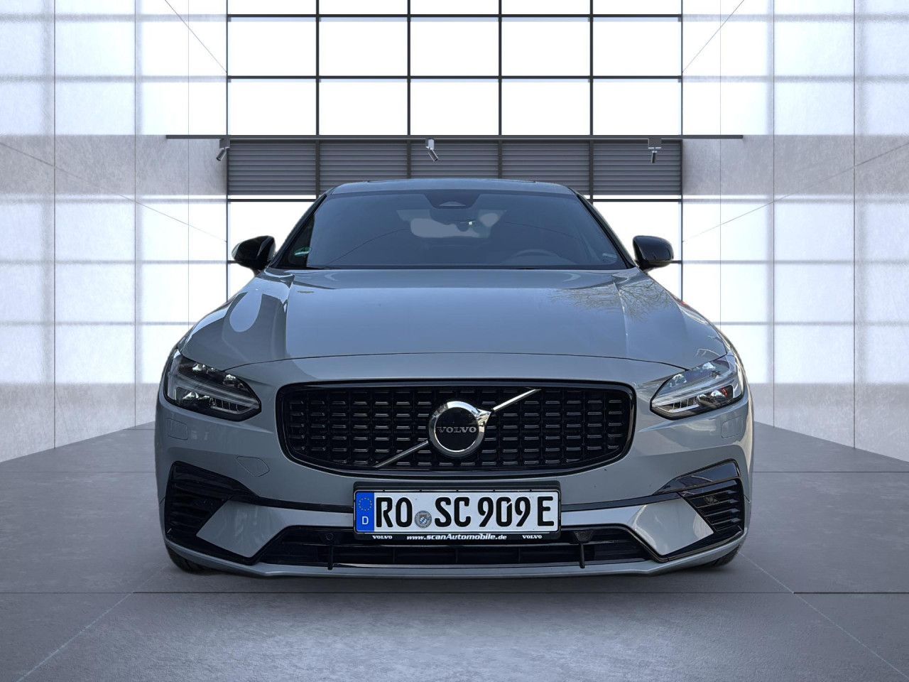 Volvo S90 Plus Dark Recharge Plug-In Hybrid AWD LED