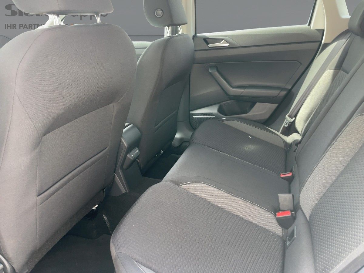 Volkswagen Taigo 1.0 TSI Life Black - Samsaru's Car Outlet