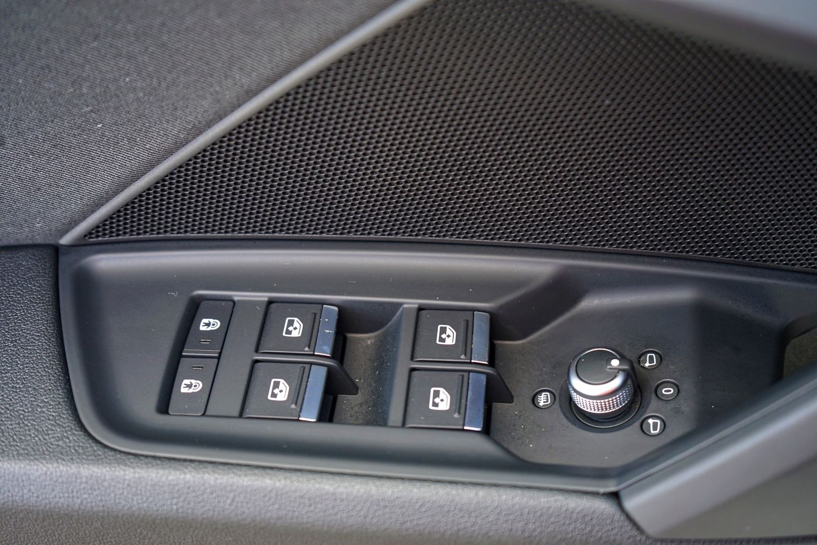 Audi A3 SB 40 TFSIe S-Tronic S-Line - Samsaru's Car Outlet