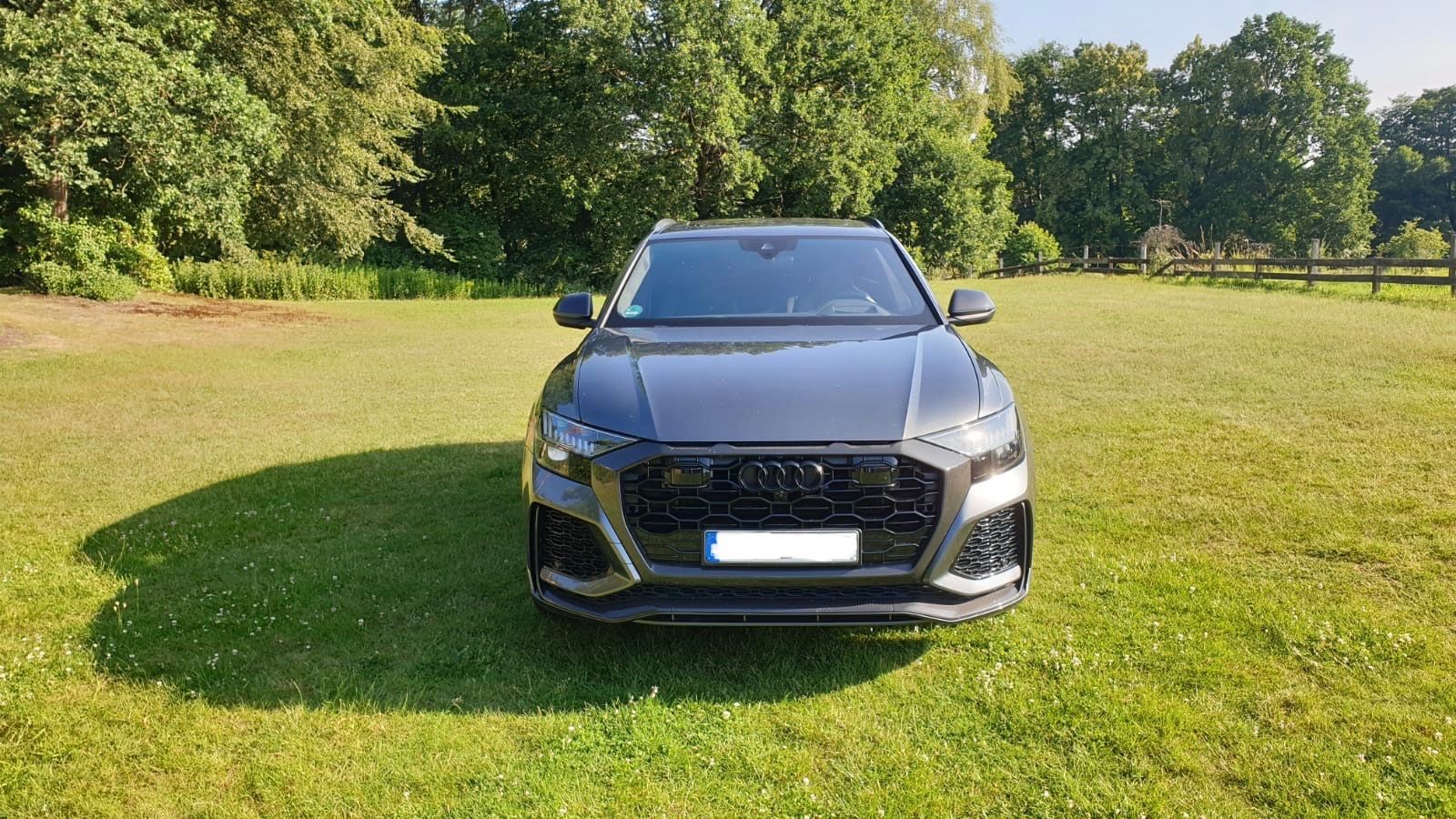 Audi RSQ8 DYN 4.0 TFSI Quattro TÜV-NEU-VMAX-2xCarbon