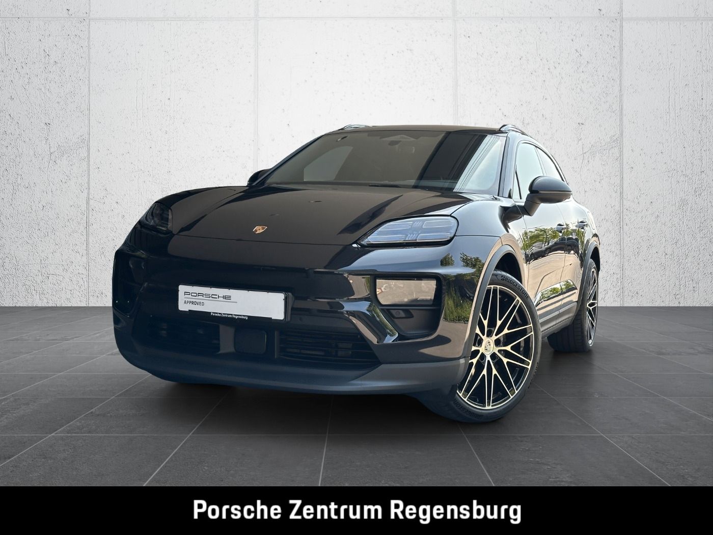 Porsche Macan 4 - Samsaru's Car Outlet