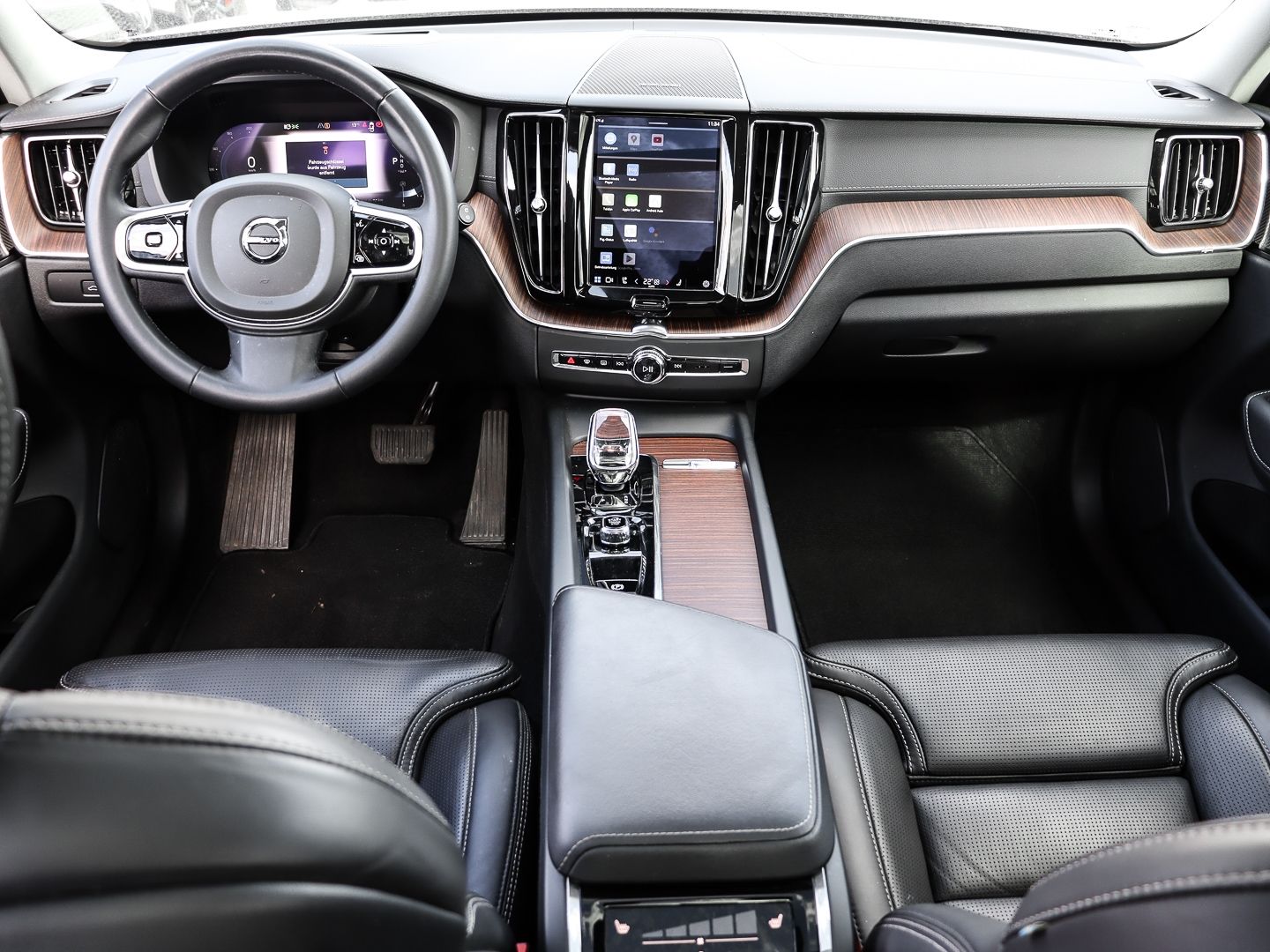 Volvo XC60 Ultimate Dark AWD B4 Diesel EU6d HUD StandH