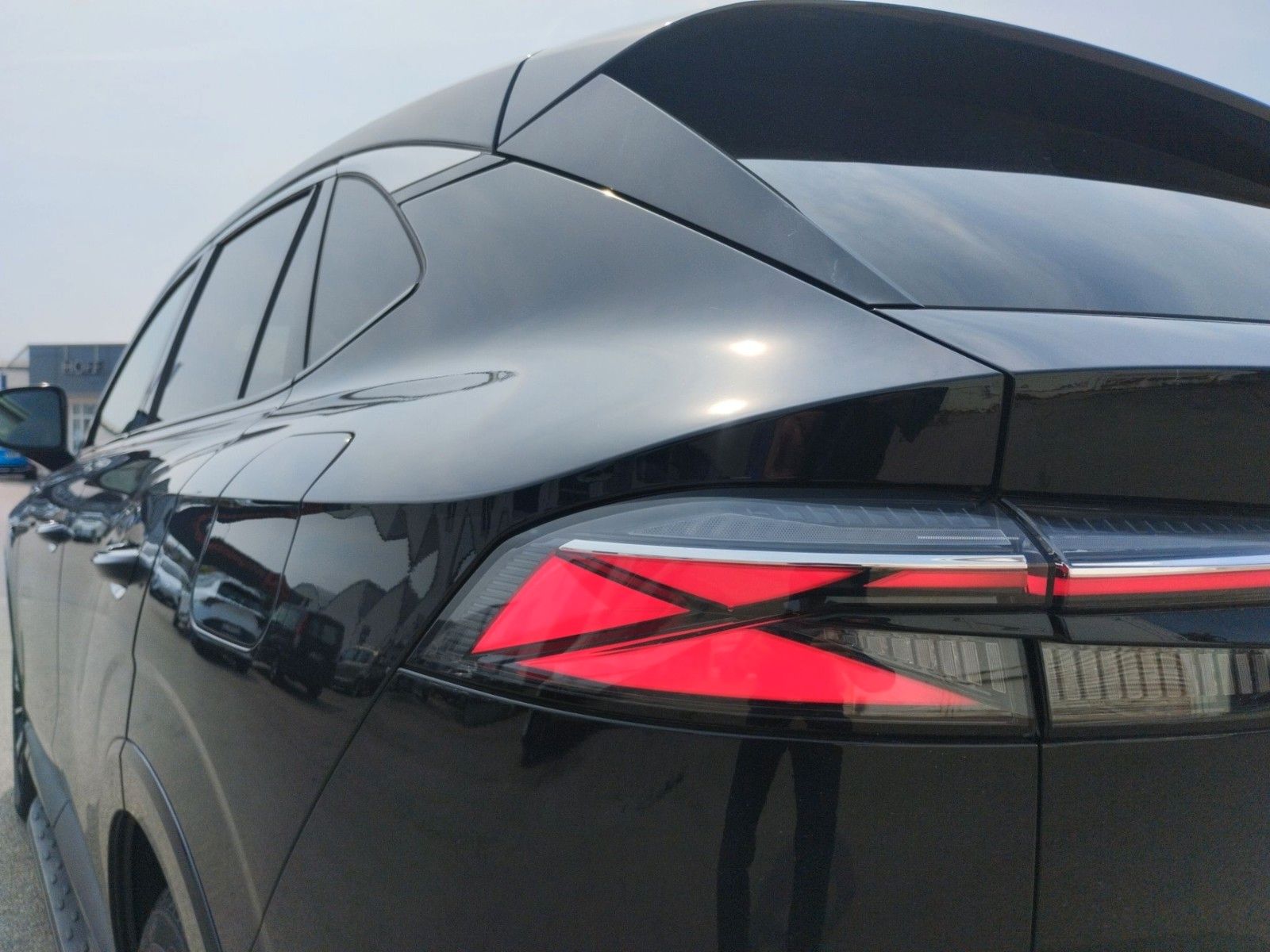 MG HS PHEV Luxury 272 PS - Allwetterreifen