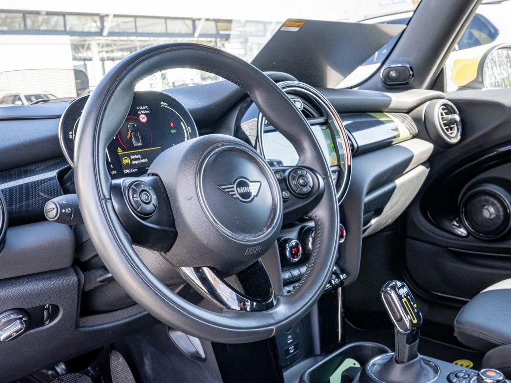 MINI Cooper SE Trim - Samsaru's Car Outlet