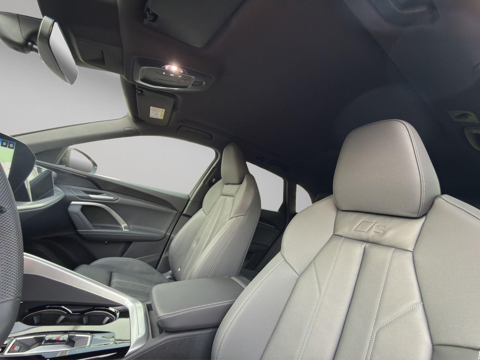 Audi Q5 TFSI S line Matrix Navi 360° AHK 21"