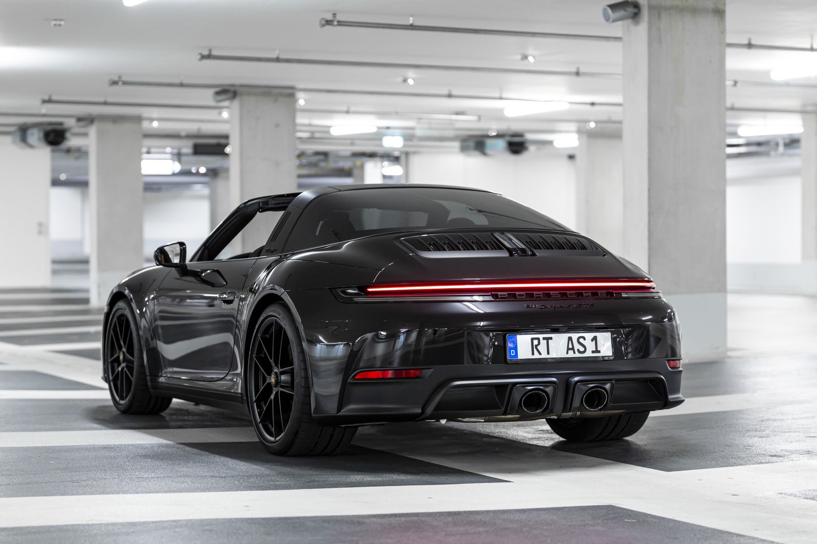 Porsche 911 Targa 4GTS - Samsaru's Car Outlet