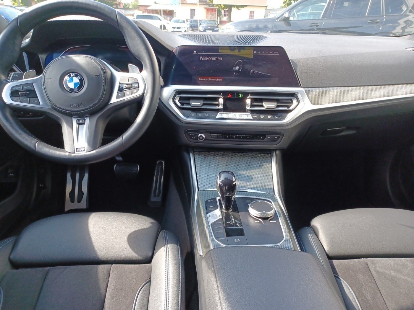 BMW 330i Touring M Sport - Samsaru's Car Outlet