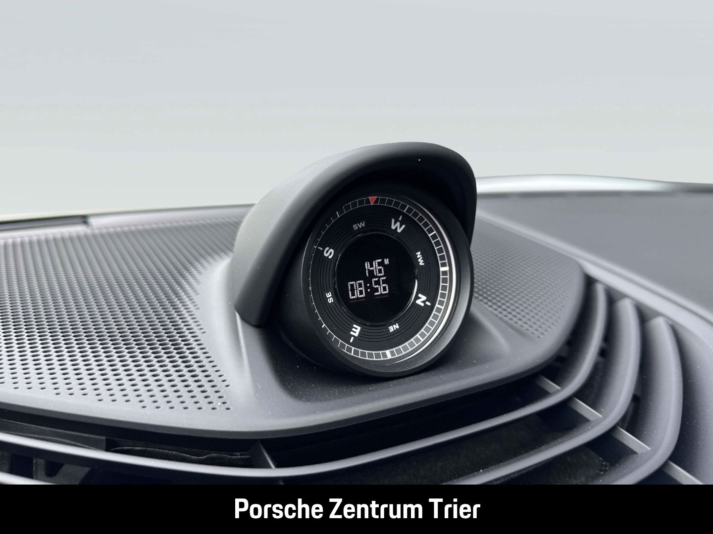 Porsche Taycan 4 Cross Turismo HA-Lenkung InnoDrive