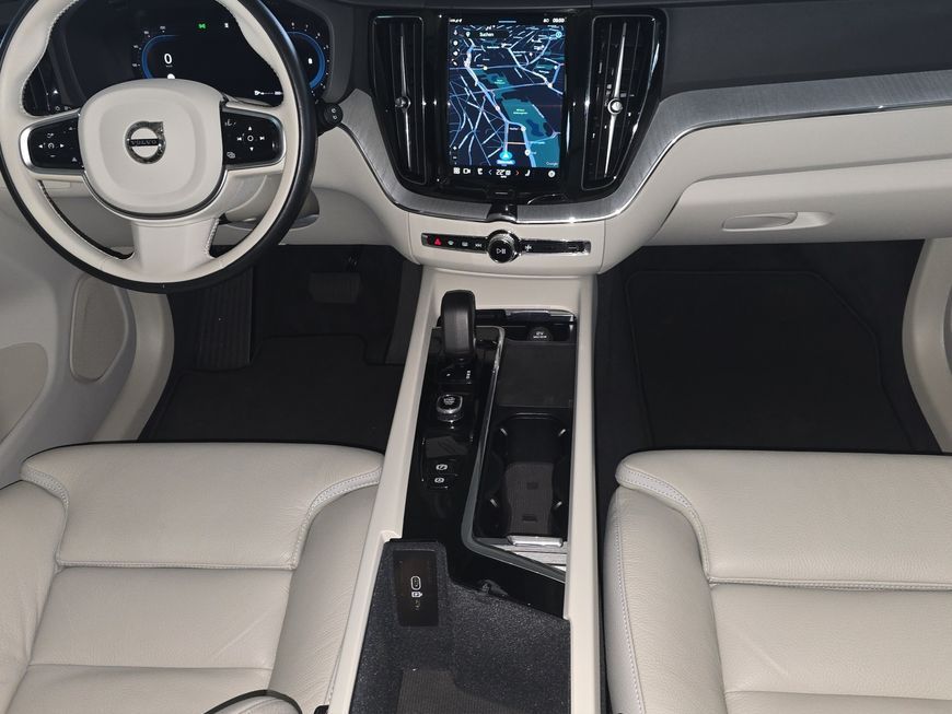 Volvo XC60 B5 B AWD Core