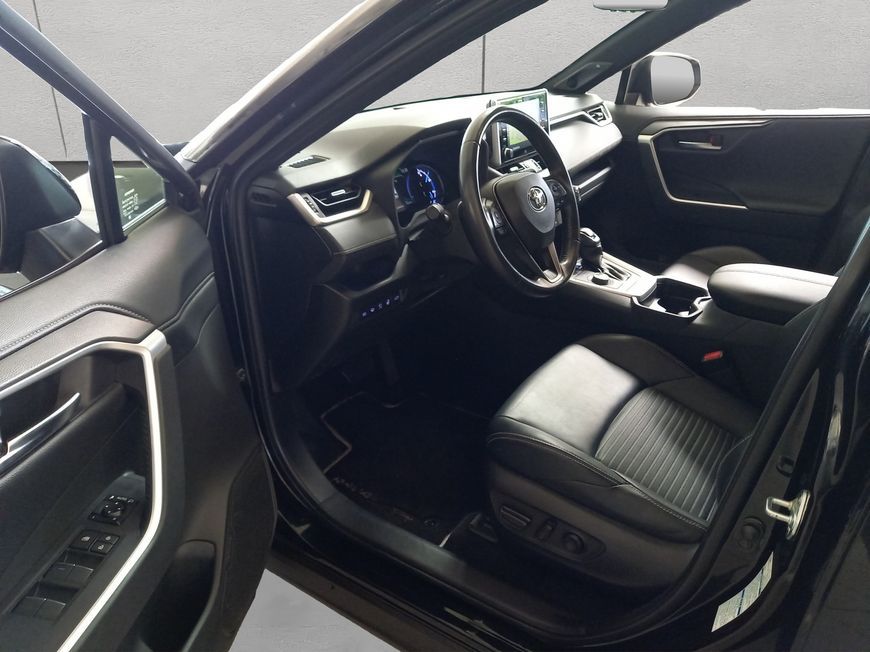 Toyota RAV 4 2.5 4x4 Hybrid Black Edition - Samsaru's Car Outlet
