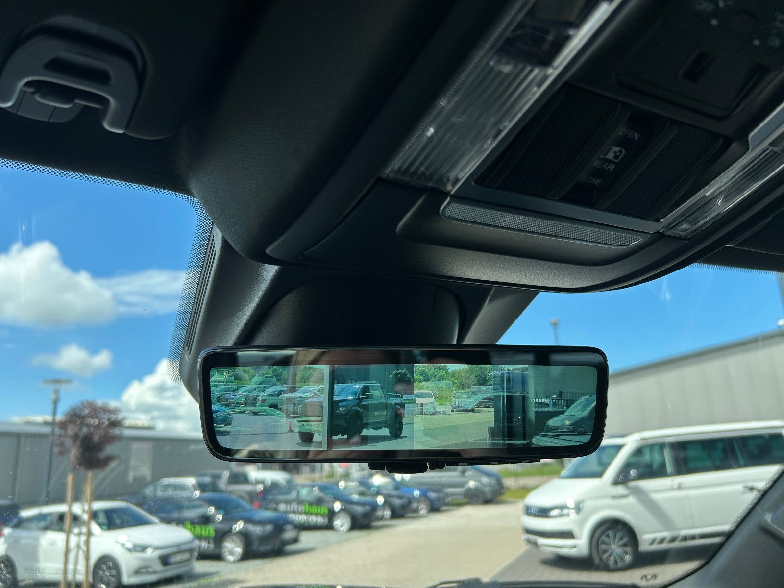 Dodge RAM 1500 Limited LPG Luft LED HUD  Retrax dt.Fzg