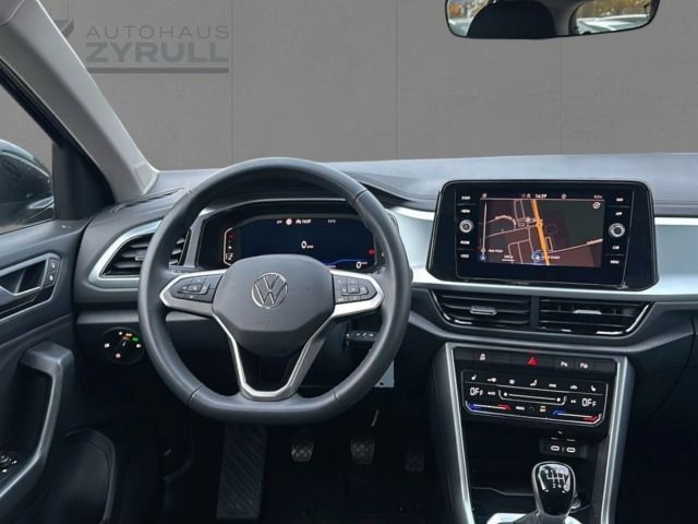 Volkswagen T-Roc Life 1.0 TSI - Samsaru's Car Outlet