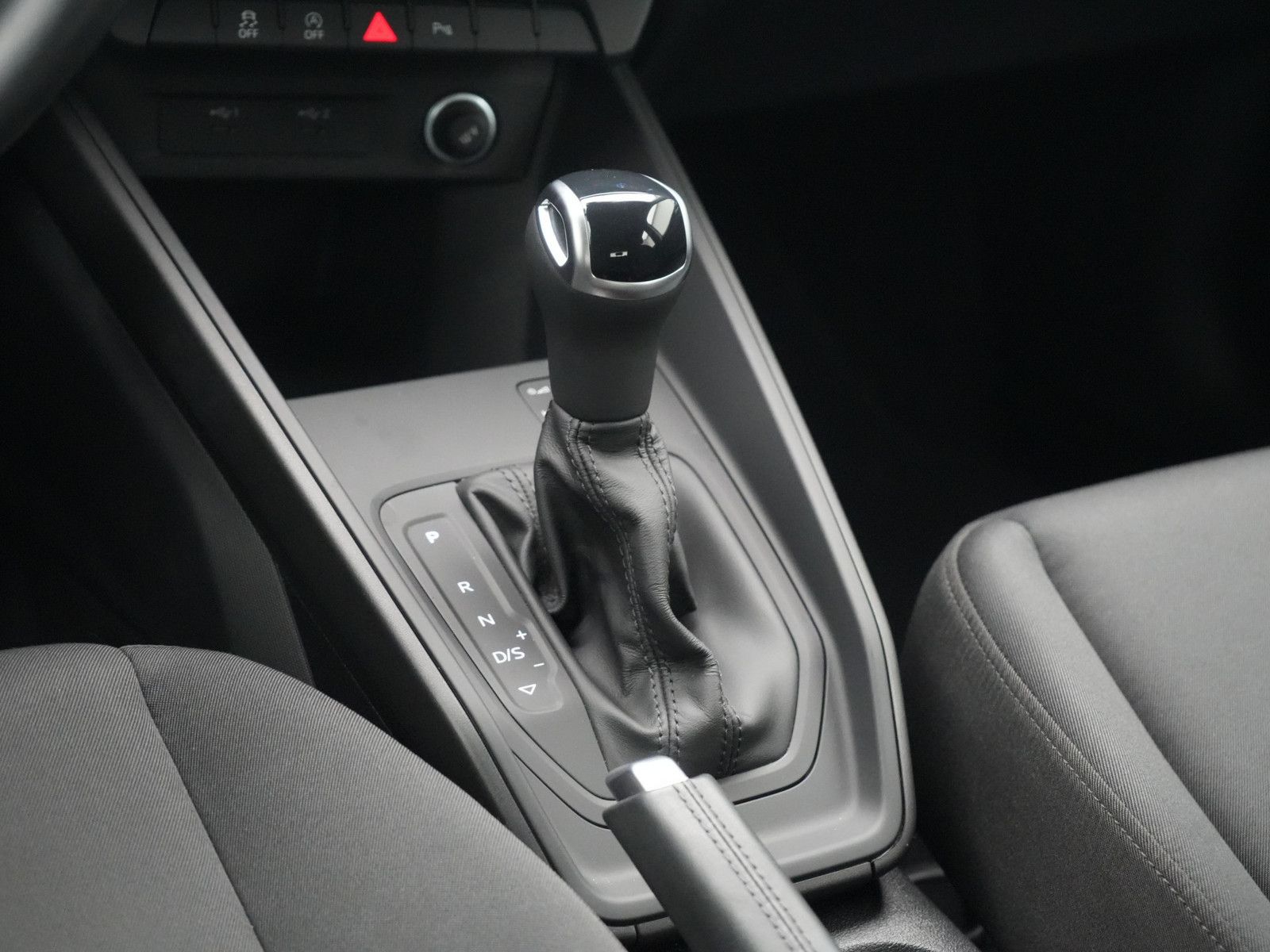 Audi A1 Sportback advanced S-TRON VIRT KAM PORT NAVI