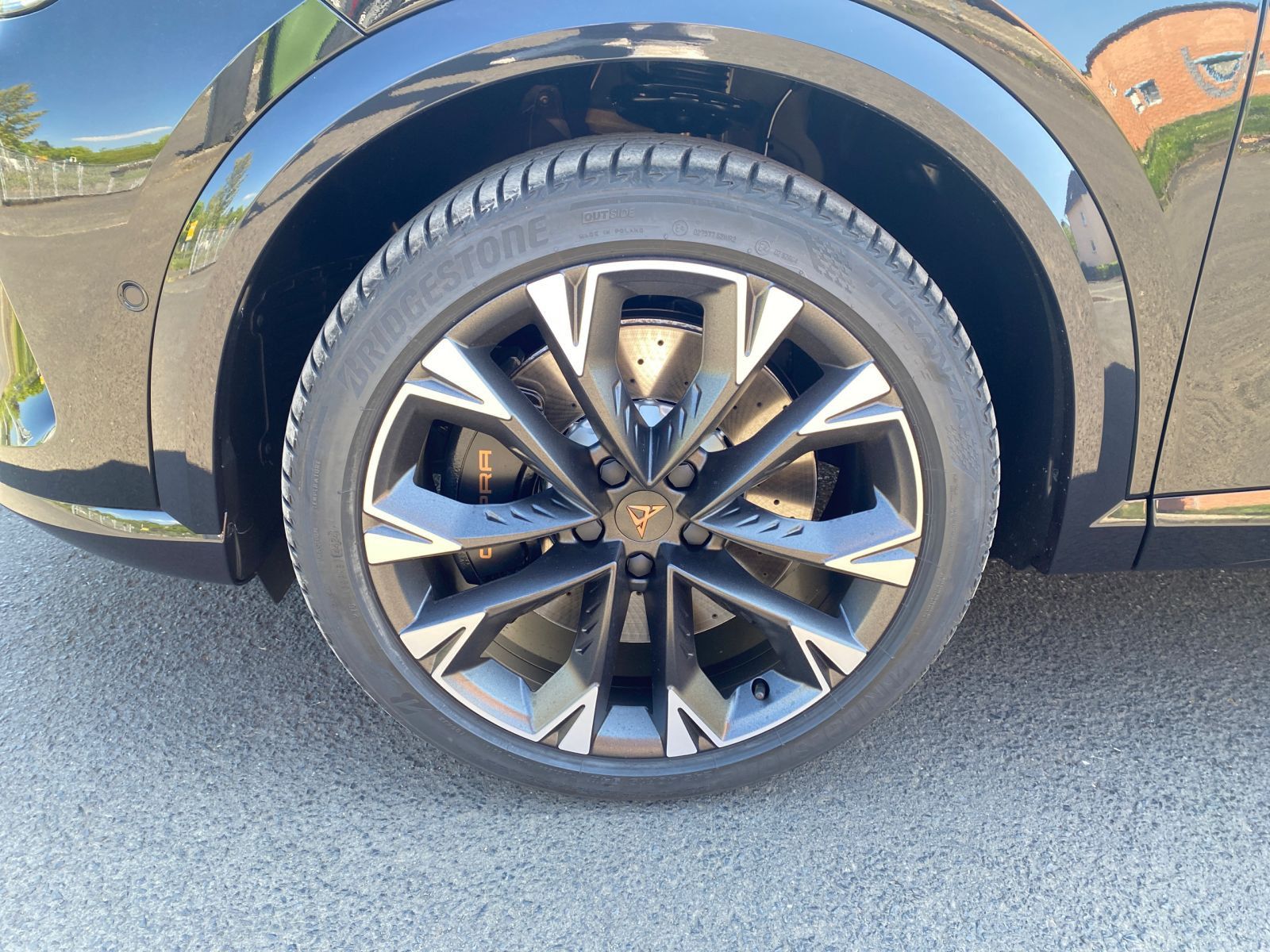 Cupra Formentor 2.0 TSI VZ 4Drive DSG, AHK, AKRA, PANO