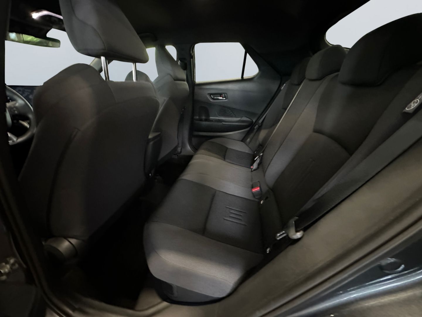 Toyota C-HR 1.8 Hybrid Team D *LED*ACC*CAM*Navi*SHZ*PDC