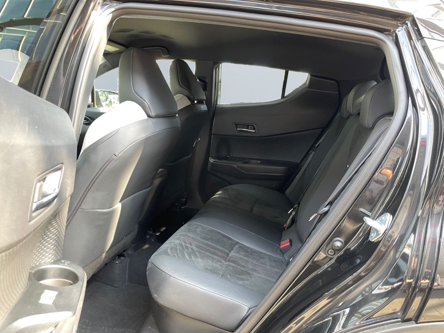 Toyota C-HR 2.0 Hybrid GR Sport - Samsaru's Car Outlet