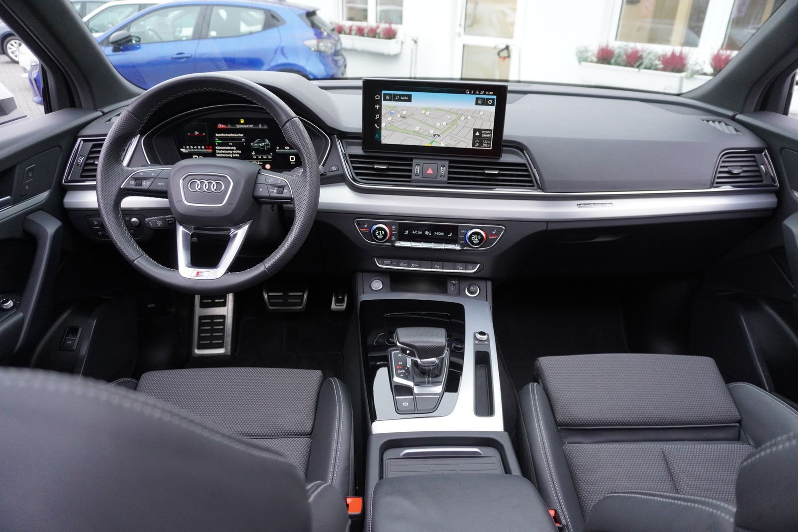 Audi Q5 Sportback S-Line 45 TFSI quattro s-tronic - Samsaru's Car Outlet