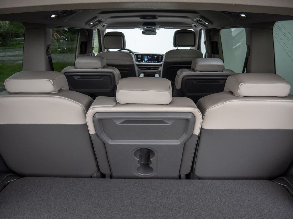 Volkswagen T7 Multivan 2.0TDI DSG - Samsaru's Car Outlet