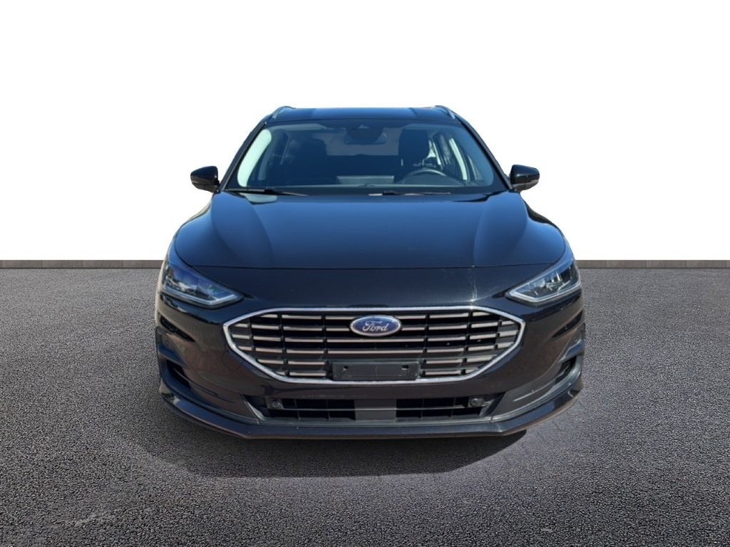 Ford Focus Turnier Titanium NAVI AHK LED ACC SHZ Appl