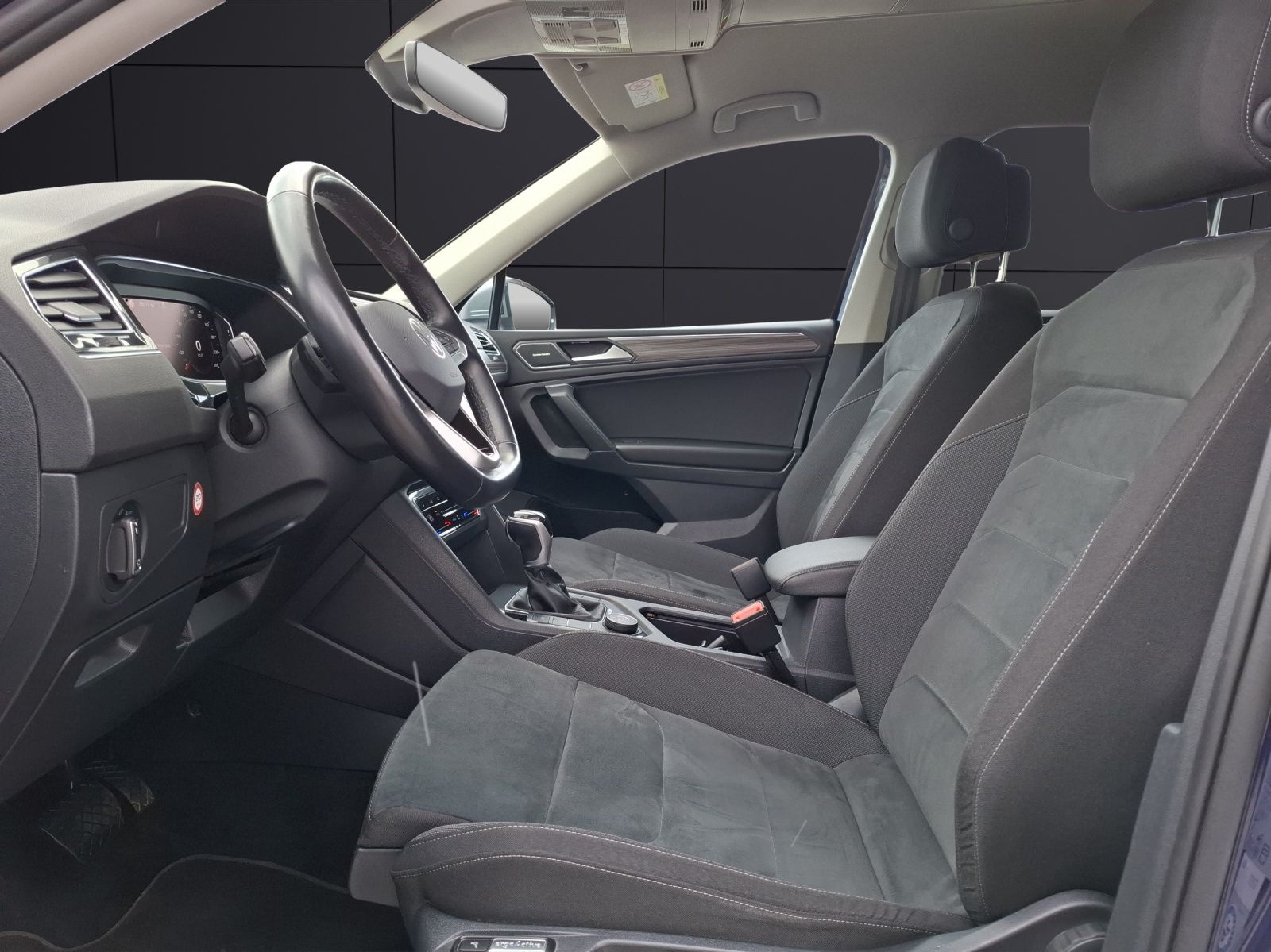 Volkswagen Tiguan Allspace TDI Elegance DSG 4M Standhzg Mat