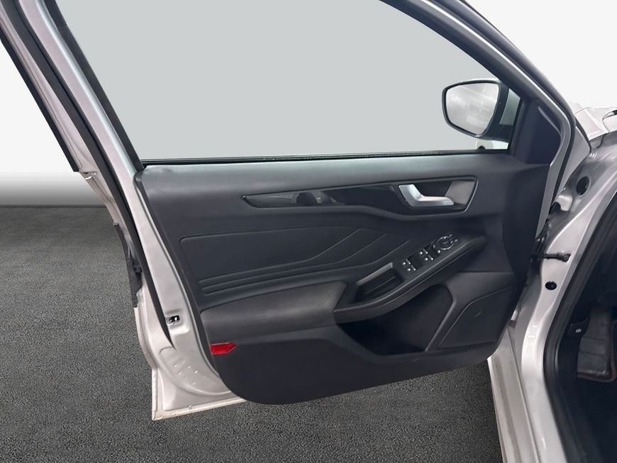 Ford Focus Turnier 1.0 EcoBoost Hybrid Aut. ST-LINE X