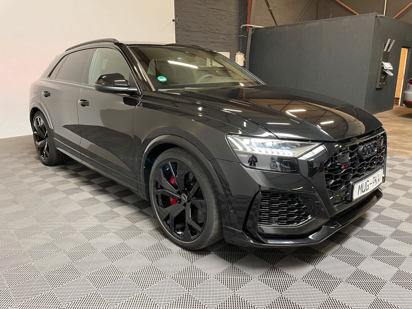 Audi RSQ8 4.0 TFSI quattro*Keramic-StandHz-B&O*
