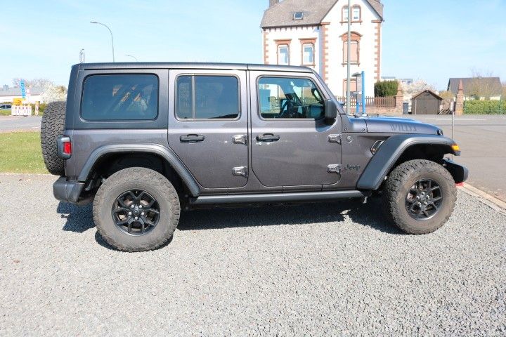 Jeep Wrangler Willys 3.6l VVT 4x4+Audio P.+Top-Zustan