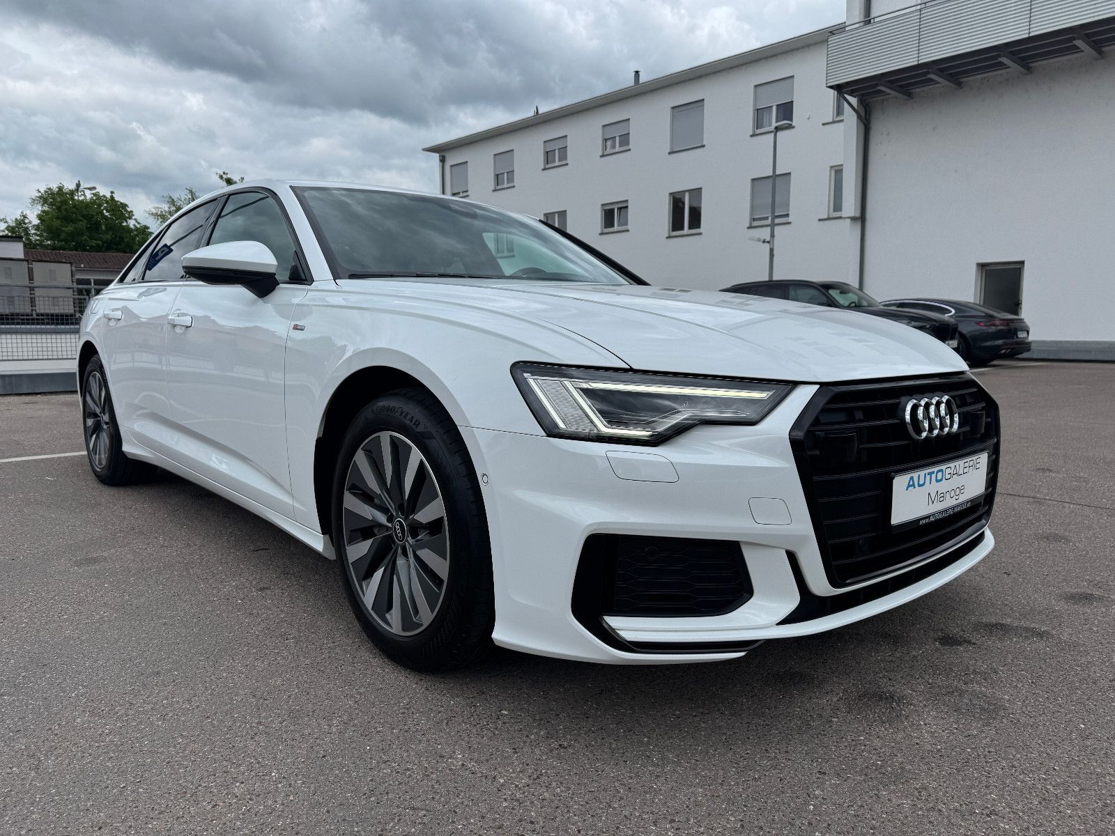 Audi A6 35 TDI S Line - Samsaru's Car Outlet