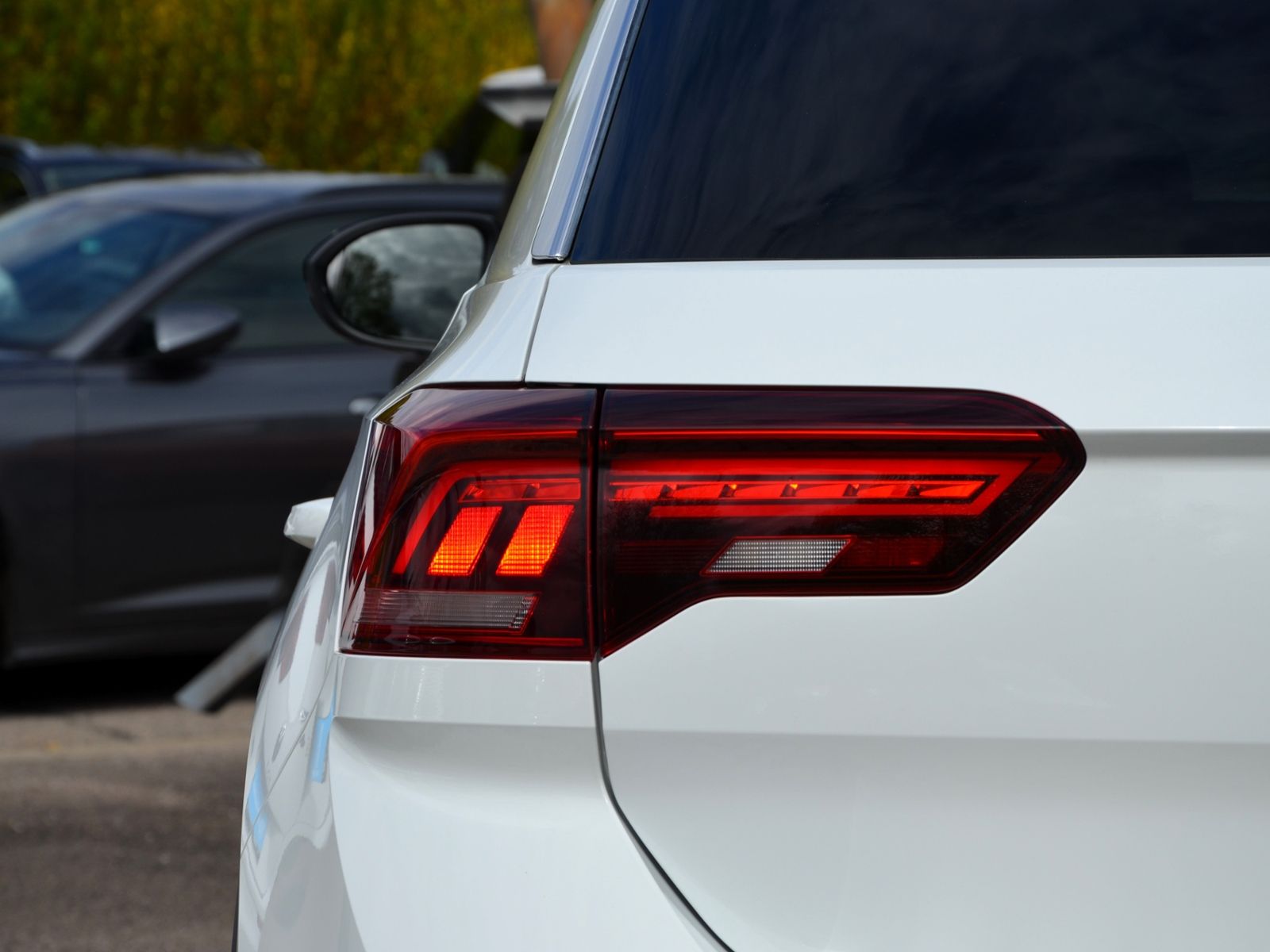 Volkswagen T-Roc PA Style 1.5 TSI - Samsaru's Car Outlet