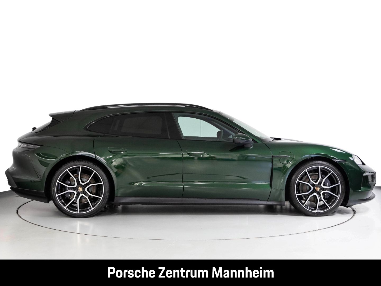 Porsche Taycan Sport Turismo SurroundView InnoDrive HD-M