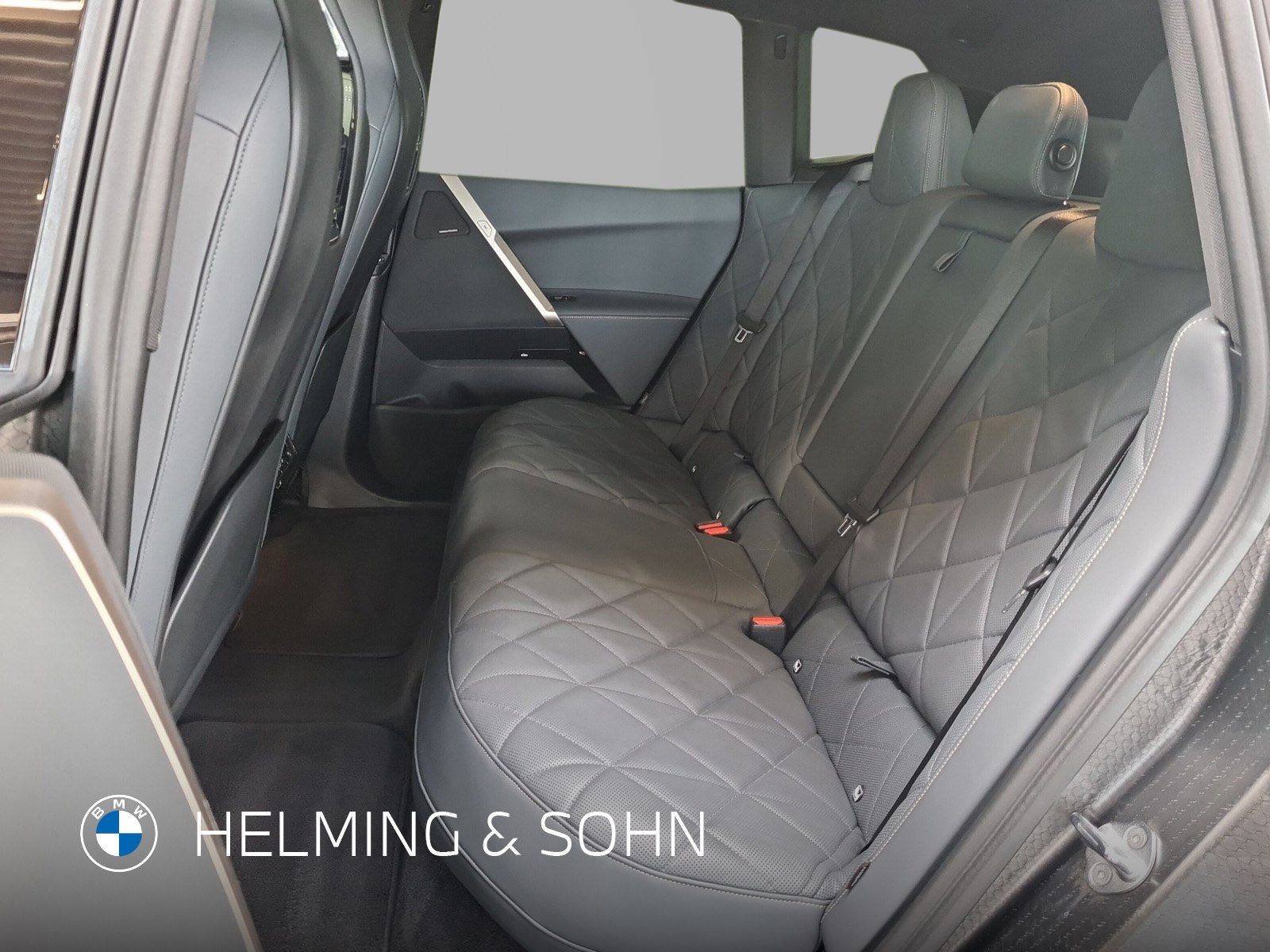 BMW iX xDrive40 Sportpaket HK HiFi DAB Pano AHK ACC