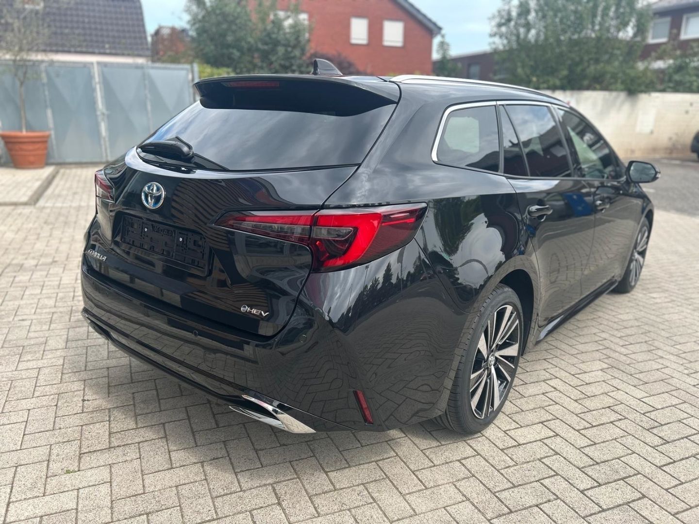 Toyota Corolla 2,0l Hybrid TS Teamplayer ACC Navi SHZ L