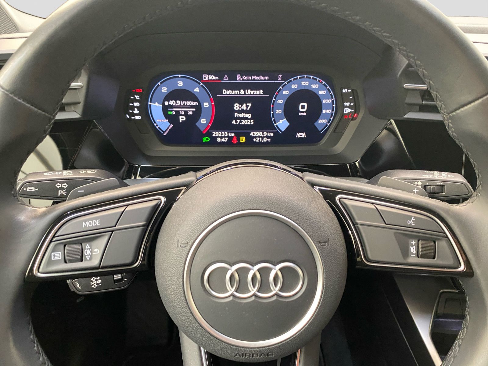 Audi A3 Sportback Advanced 30TDI S-Trc - Samsaru's Car Outlet