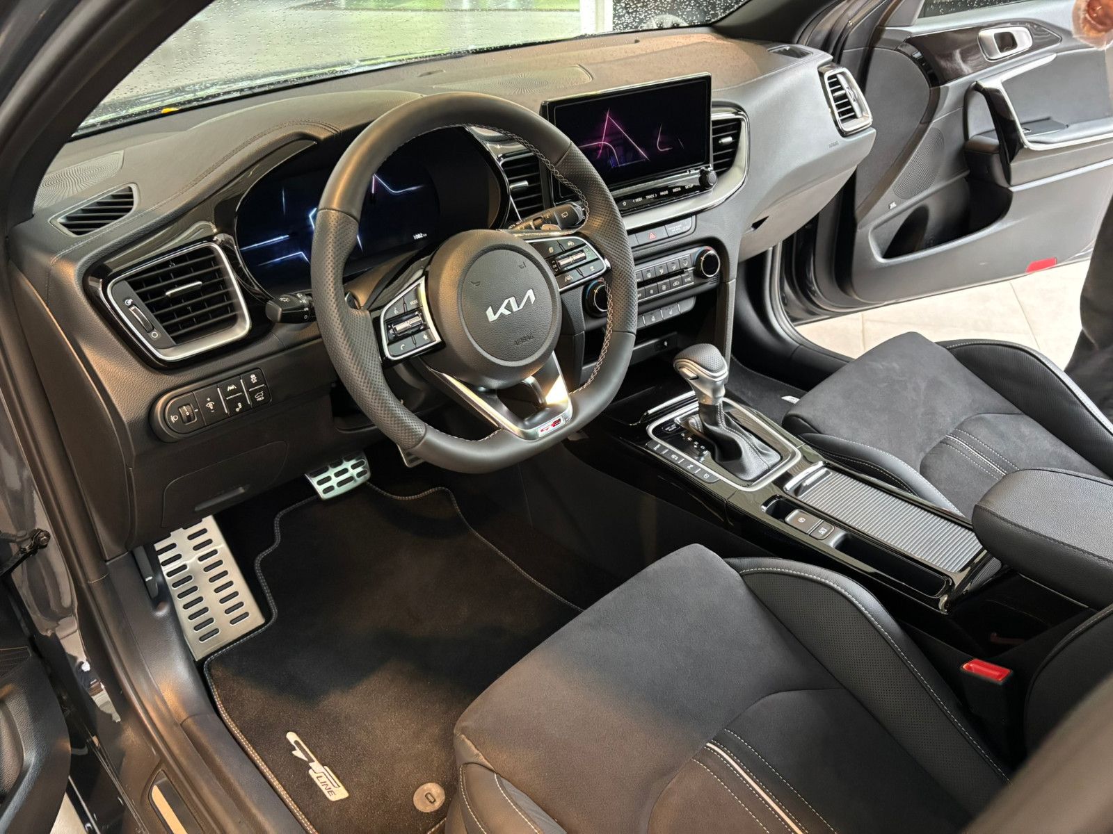 Kia Ceed SW GT-Line - Samsaru's Car Outlet