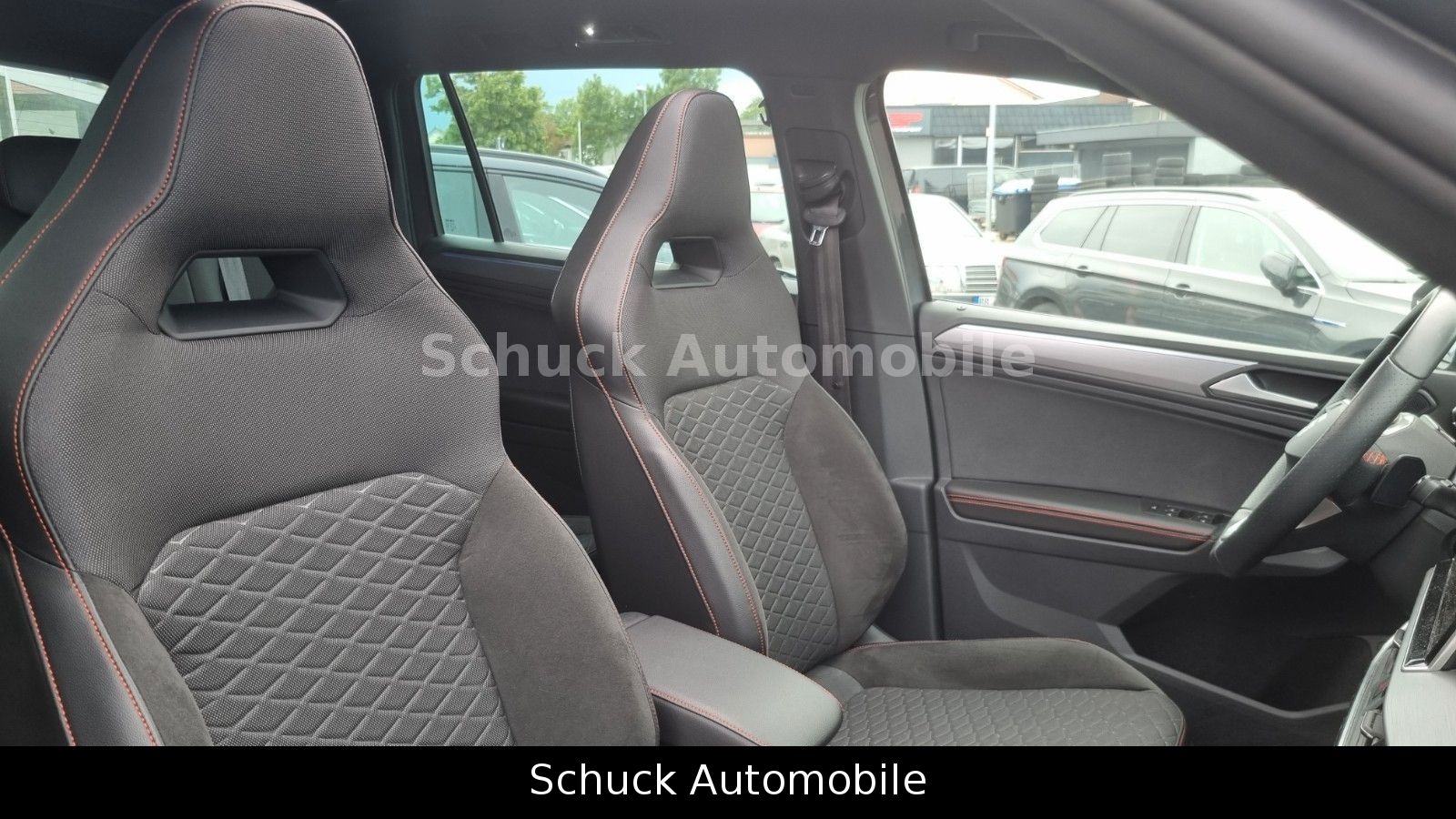 Seat Tarraco FR e-Hybrid Panorama 360°Kam AHK DCC 20"