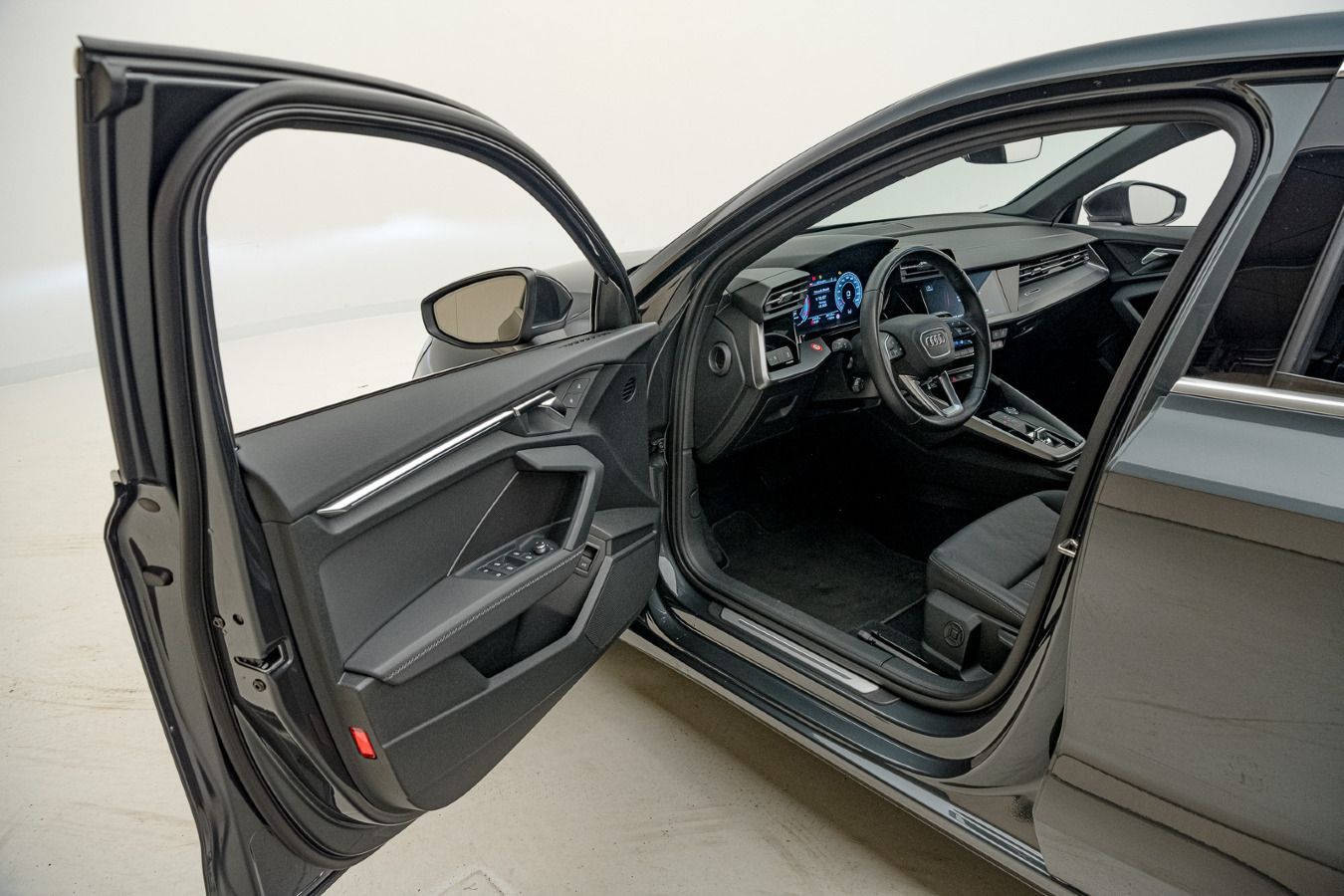 Audi A3 Sportback 30 TDI S-TRO*ADVANCED*ACC*HUD*GJR**