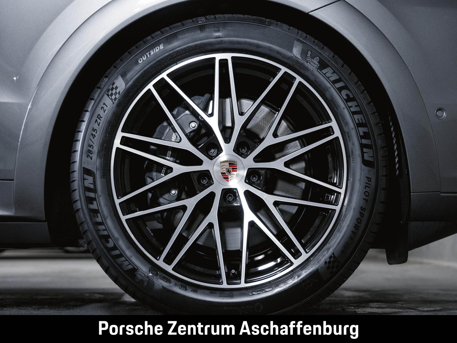 Porsche Cayenne E-Hybrid Sportabgasanlage Sportlenkrad