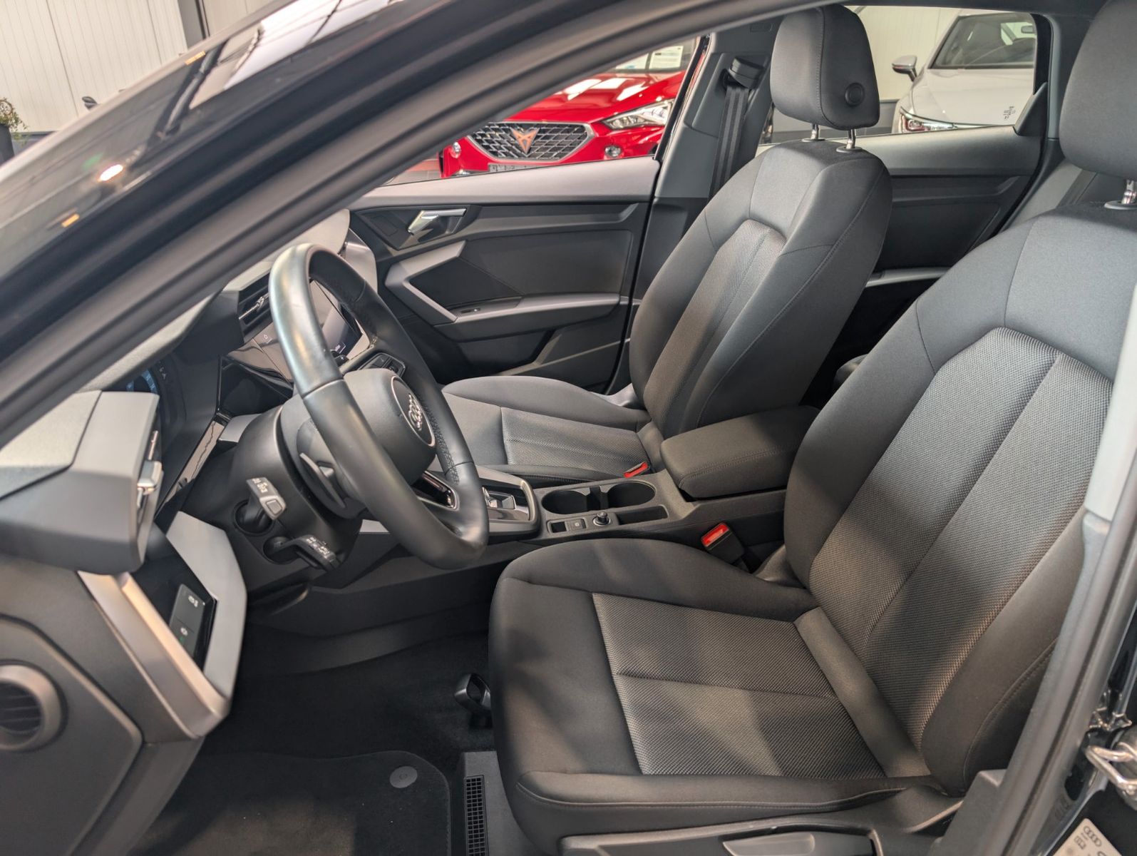 Audi A3 30 TFSI Sportback S tronic advanced 1.Hand