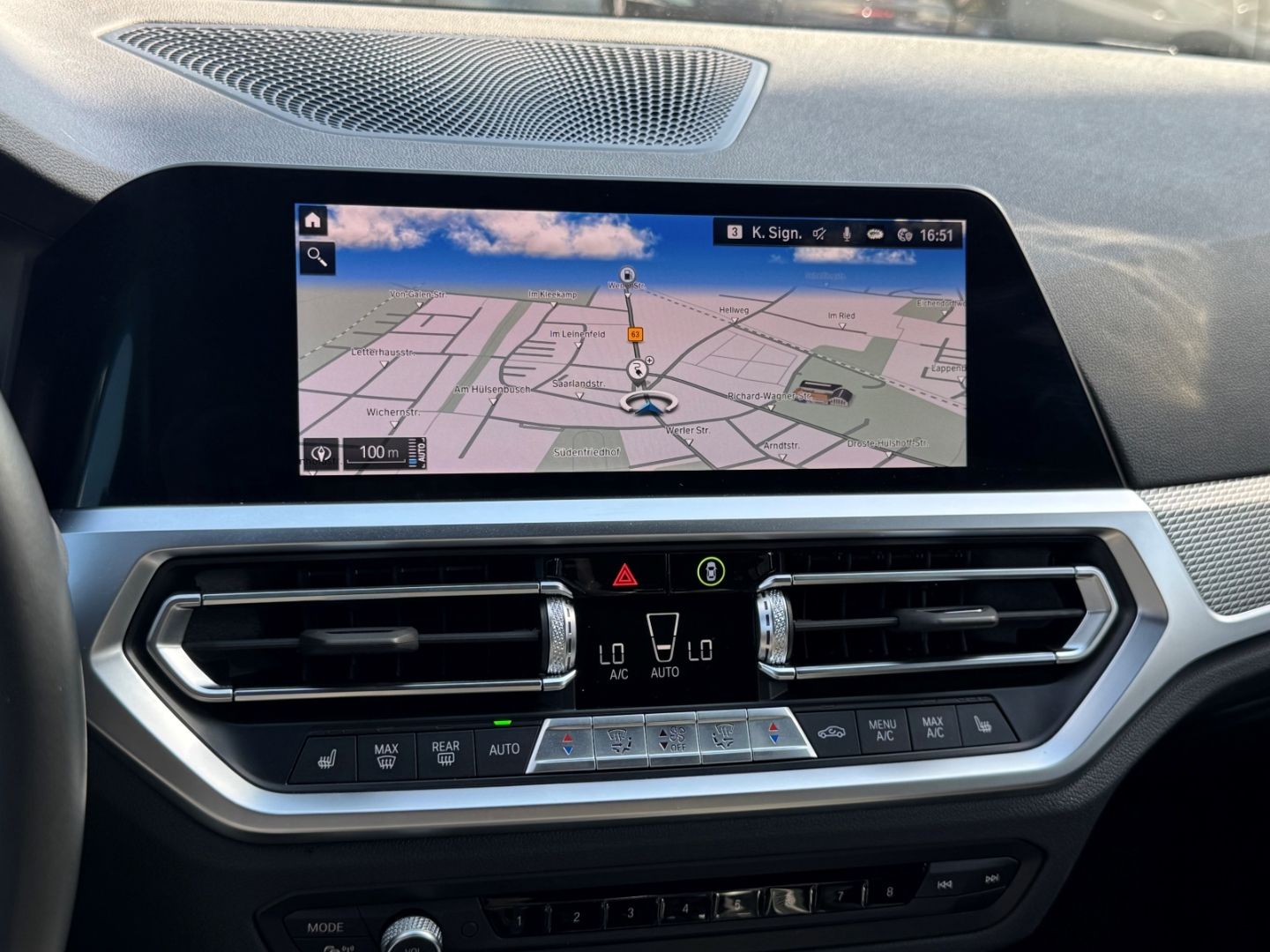 BMW 330 e Touring M SPORT - Samsaru's Car Outlet