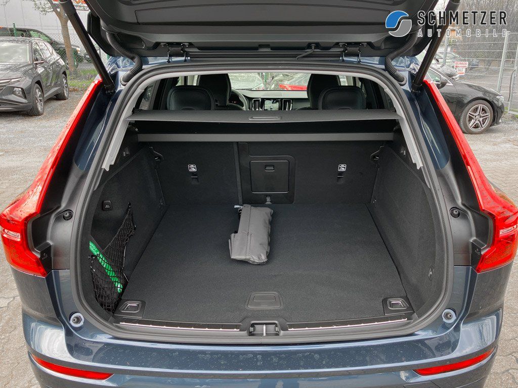 Volvo XC60+T8+AWD+Ultimate+AHK+360°Kam+Massage+Standhz