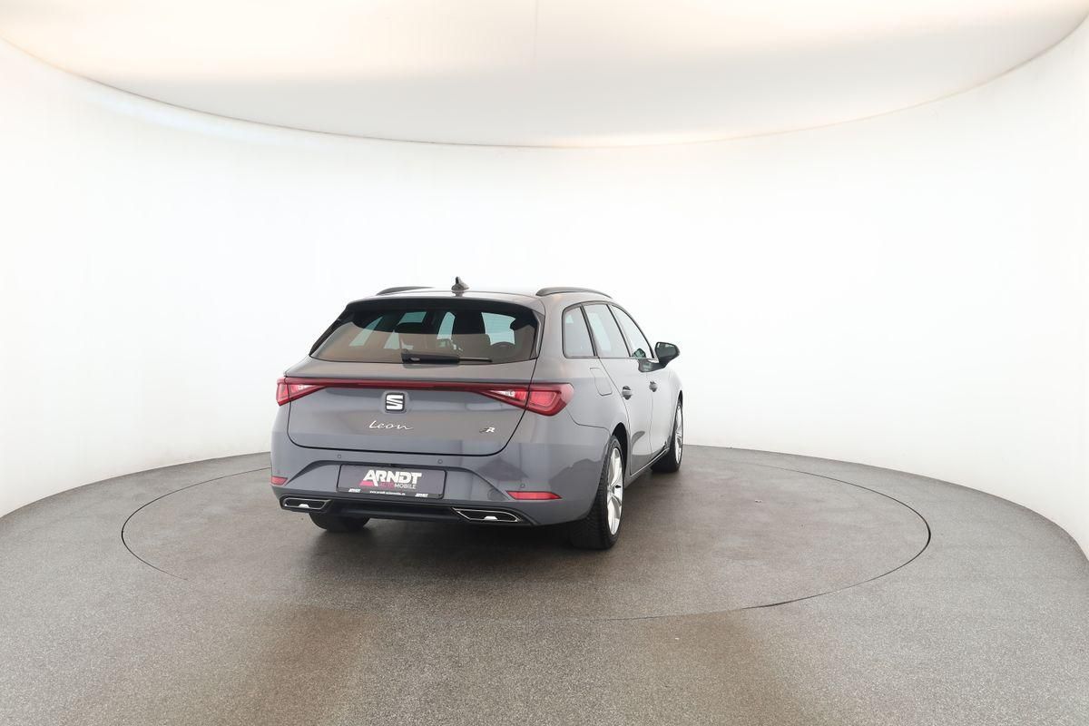 Seat Leon Sportstourer 2.0 TDI DSG FR LED Nav Kam AHK