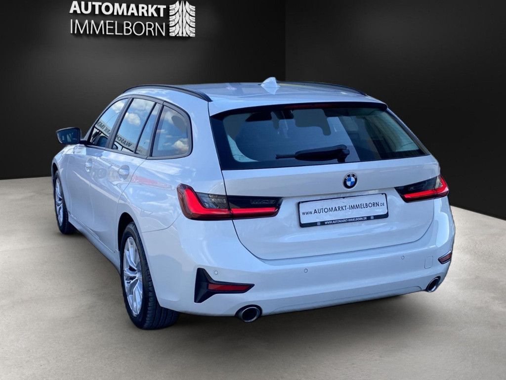 BMW 320 d LiveCockpit - Samsaru's Car Outlet