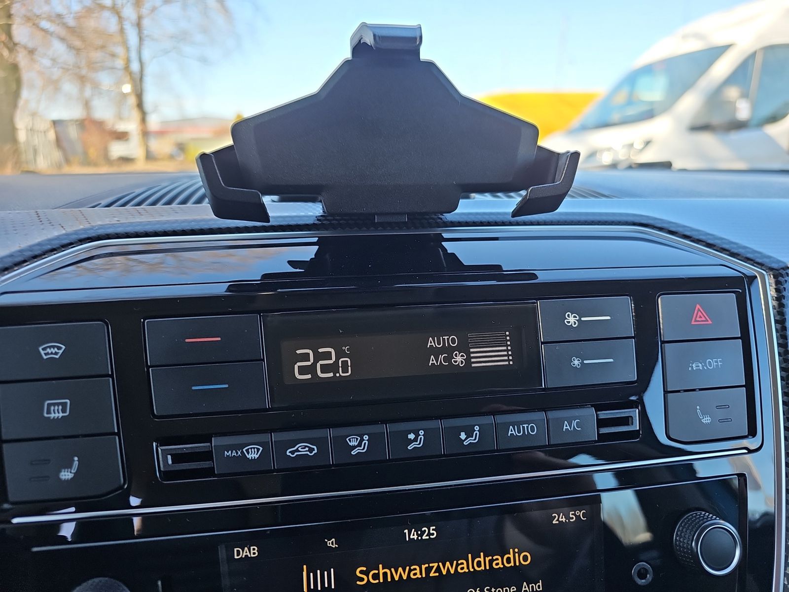 Volkswagen up! e-Up! - Samsaru's Car Outlet
